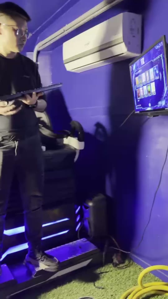 τα τελευταία νέα της εταιρείας για Οι πόρτες της Έκθεσης έκλεισαν, αλλά εμείς δεν είχαμε τελειώσει: Μια αποστολή διάσωσης στο πάρκινγκ 2